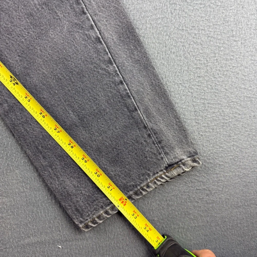 Vintage USA Levis Women's 26x32 Black 70s 80s Button Fly Straight Leg Dark Wash